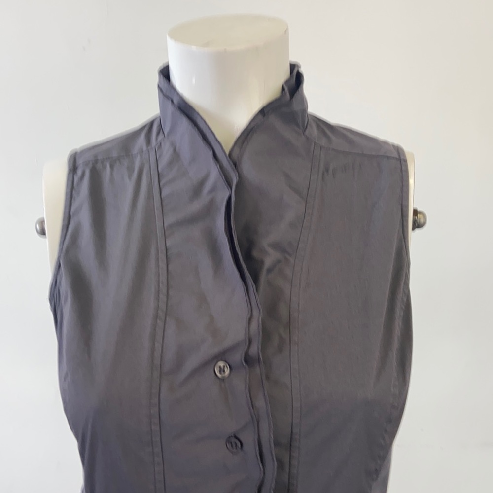 Mexx grey sleeveless button down dress shirt XS